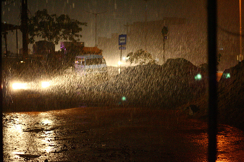 คืนฝนตก